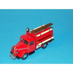 Matchbox YFE 04 - 1939 Bedford Tanker