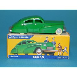 Dimestore Dreams 1/43 - Sedan (zelený)