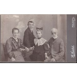 Kabinetní fotografie č. 84