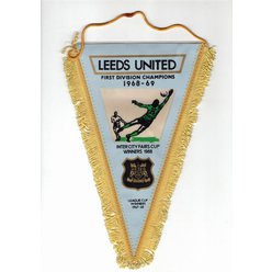 Sportovní vlaječka - LEEDS UNITED - First division champions 1968-69